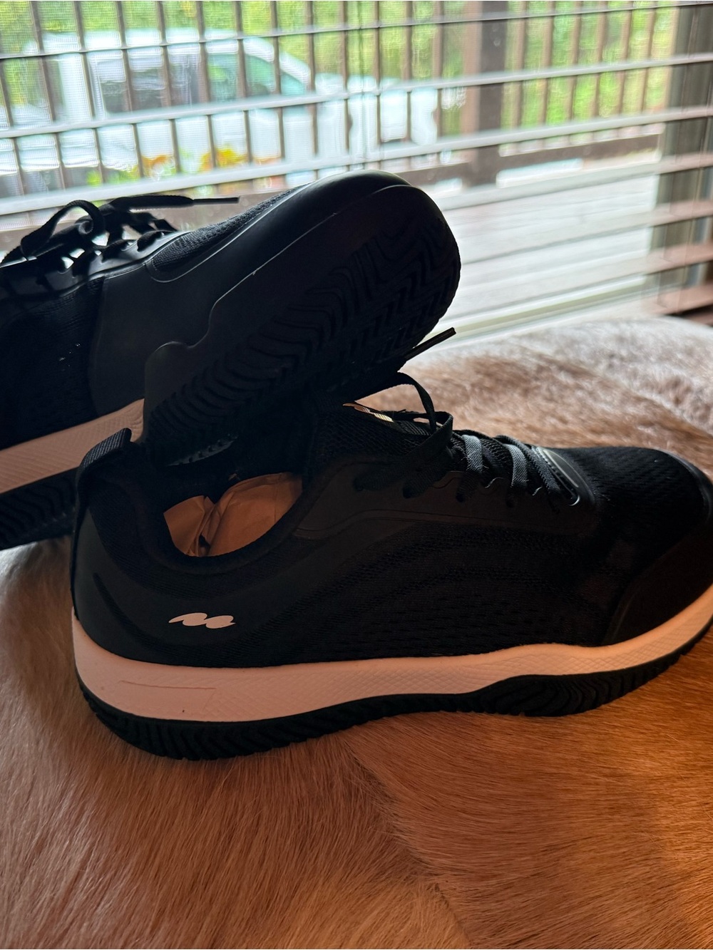 Women's Black Athletic Sneakers with White Midsole — Lightweight Support